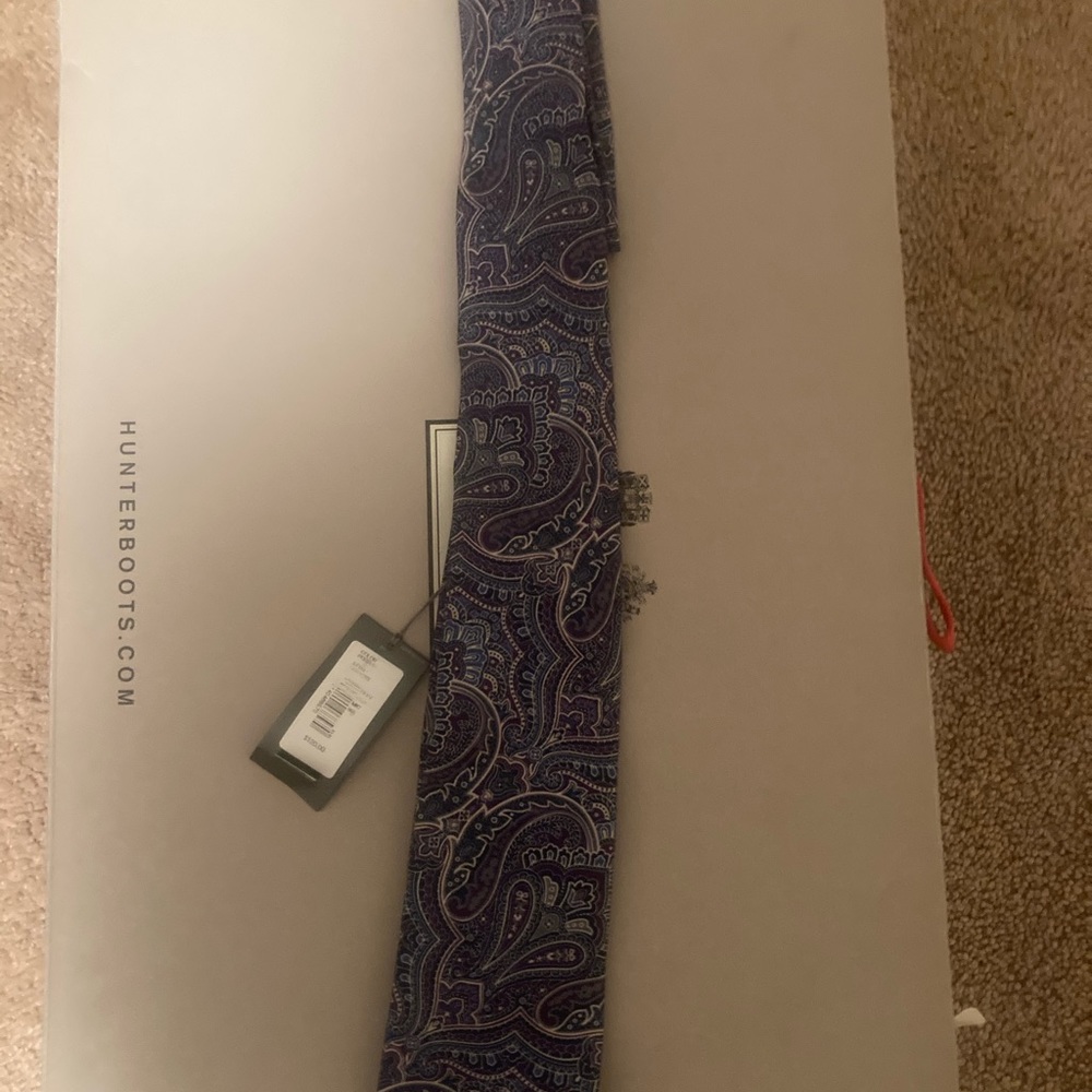 Men’s tie